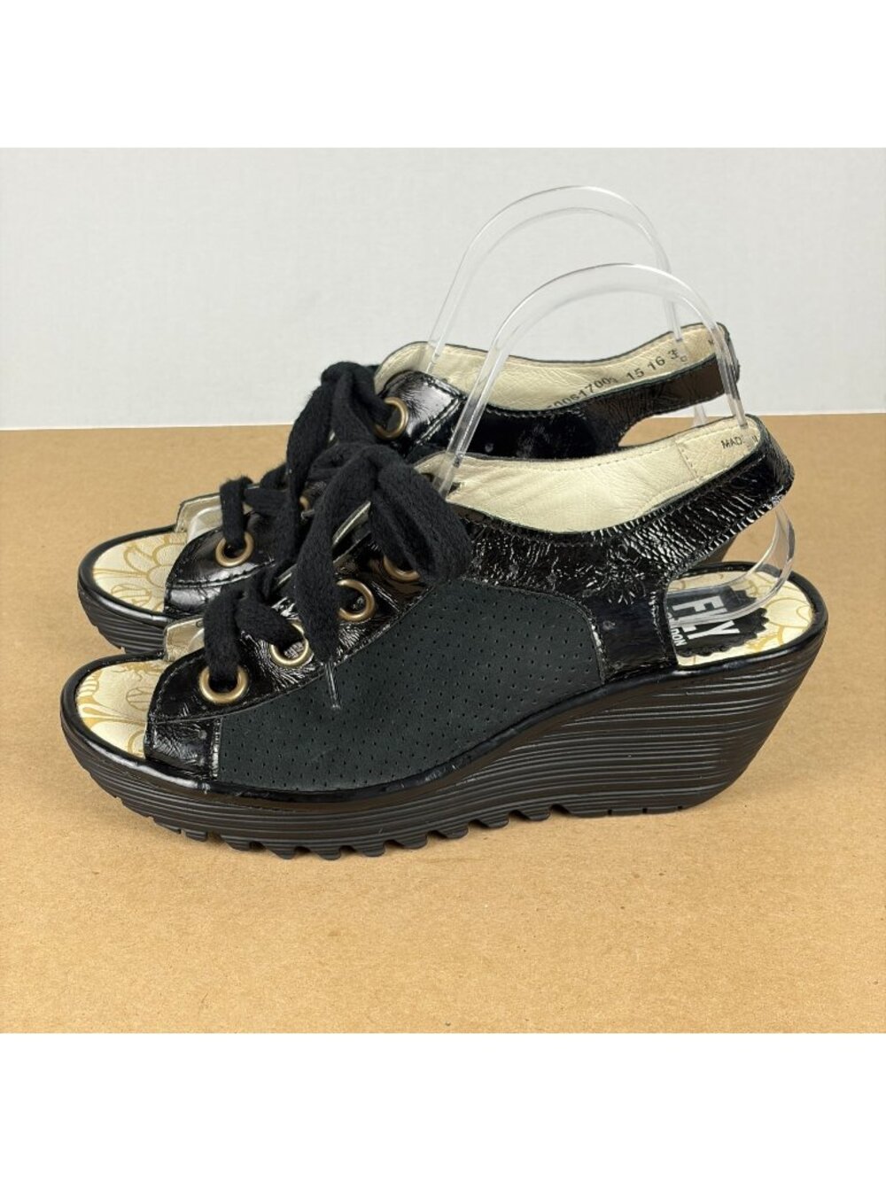 Fly London Yuta Leather Wedge Sandals Womens 8/8.5 EU 39 Black Slingback